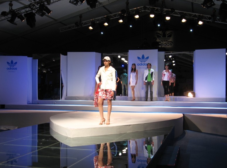 篷房租賃,篷房出租,倉(cāng)儲(chǔ)篷房,婚慶篷房,篷房廠(chǎng)家,篷房