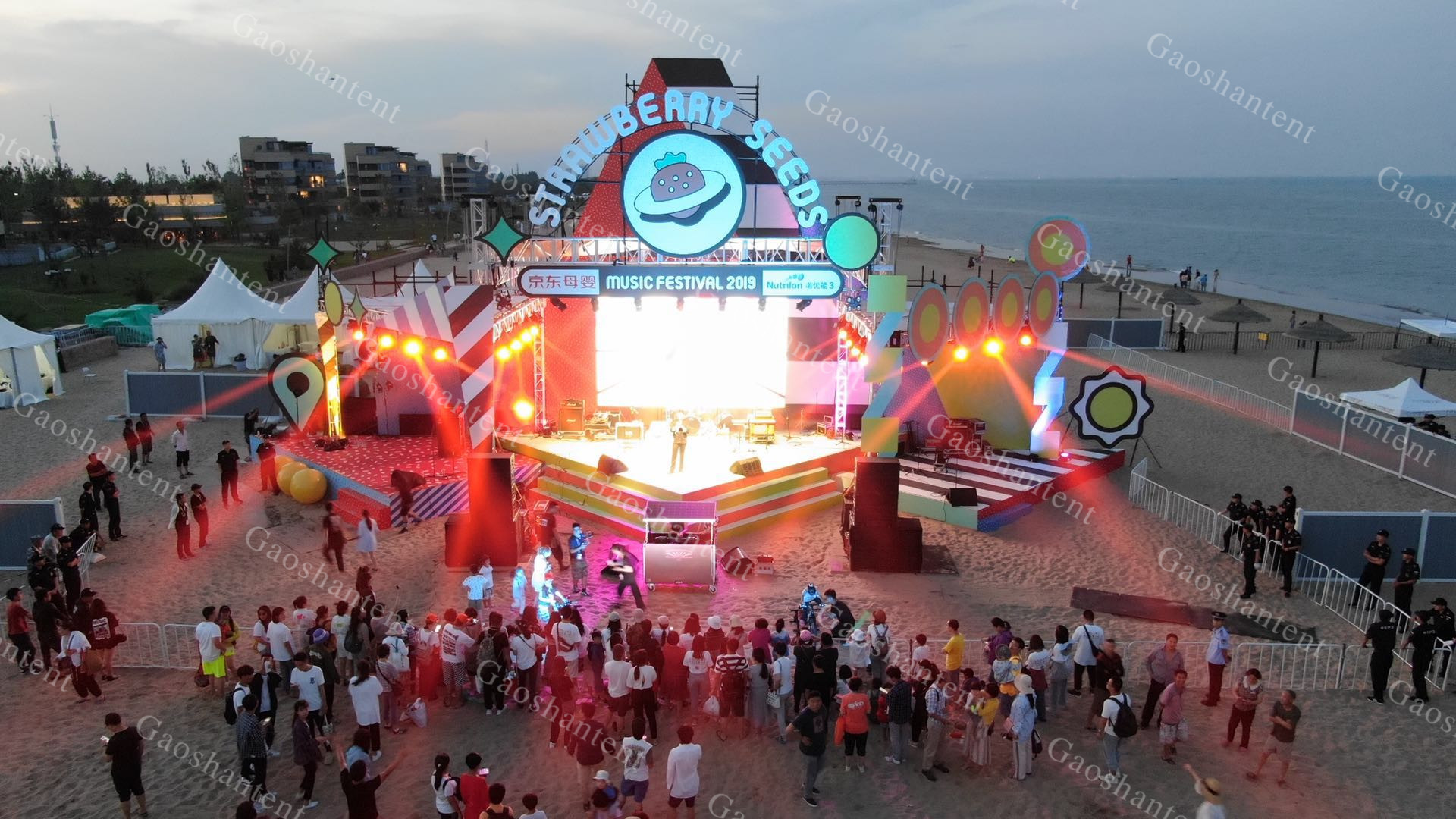 篷房租賃,篷房出租,倉(cāng)儲(chǔ)篷房,婚慶篷房,篷房廠(chǎng)家,篷房