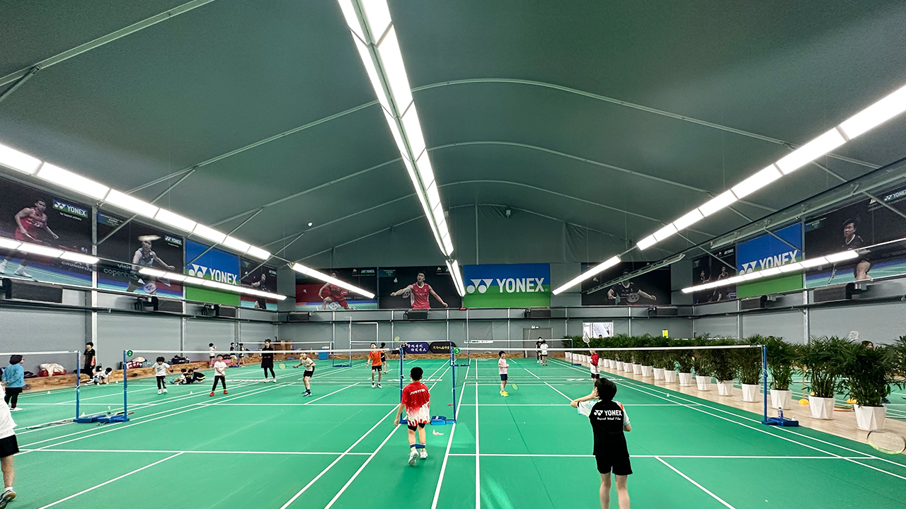 快速靈活 經(jīng)濟(jì)實(shí)用 | 篷房體育館 全民健身新選擇封面