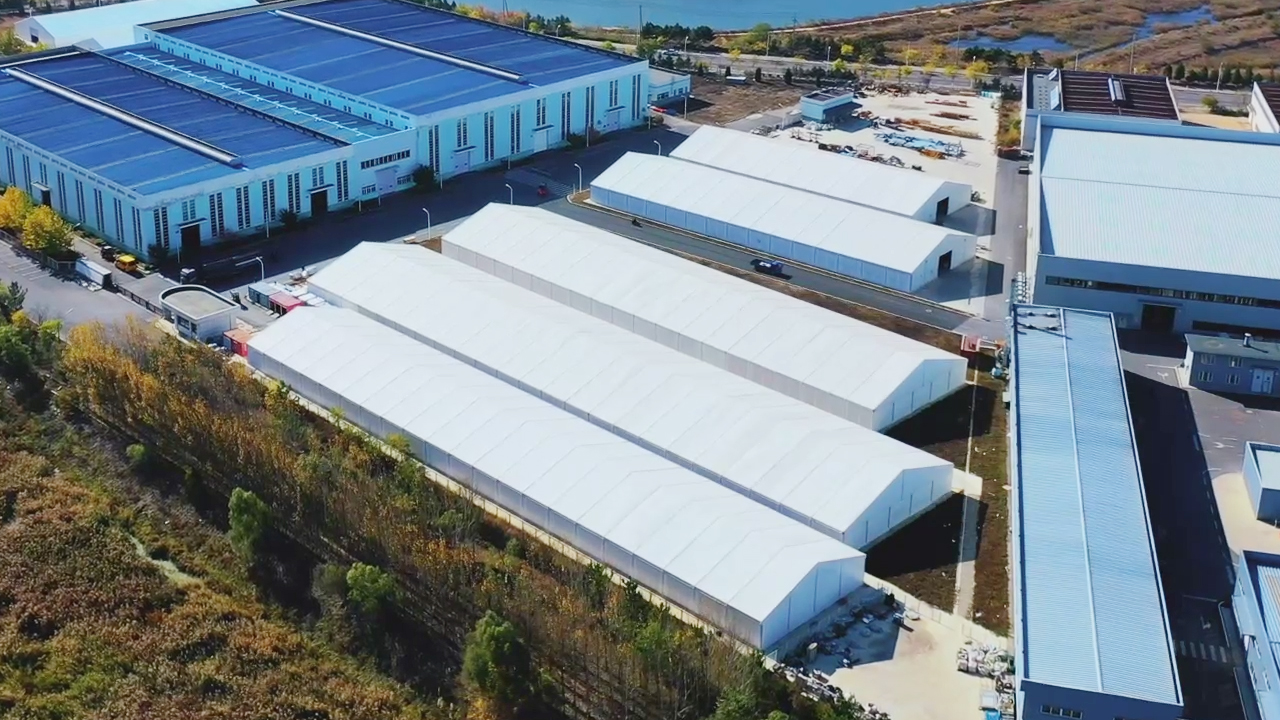 大跨度倉儲(chǔ)篷房｜快速建倉新選擇封面